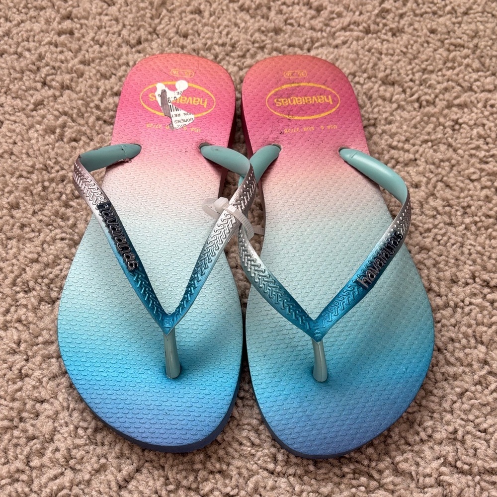 Havaianas Pink and Blue Ombre Flip Flops